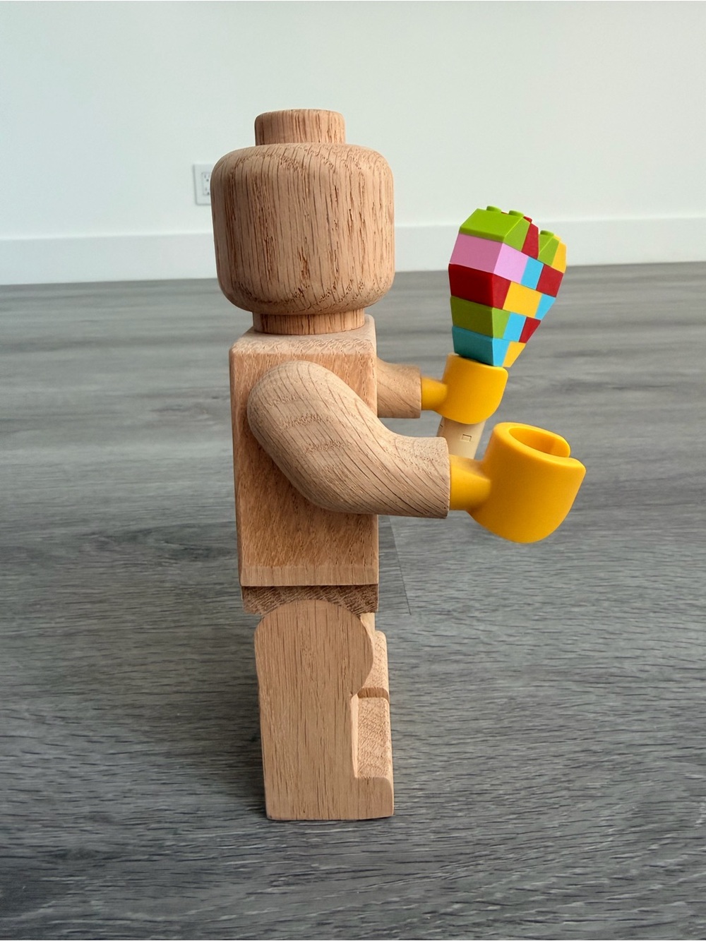 LEGO wooden figure - 5x bigger than regular mini figure - Picture 8 of 10